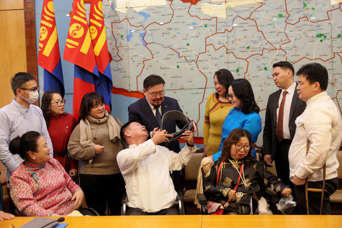 ХӨГЖЛИЙН БЭРХШЭЭЛТЭЙ ИРГЭНИЙ ХӨДӨЛМӨР ЭРХЛЭЛТИЙГ ДЭМЖИХ ДЭД САНГИЙН ҮЙЛ АЖИЛЛАГААГ ШАЛГУУЛАХ ХҮСЭЛТ ТАВИЛАА